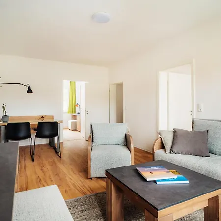 Bodeapartment 2 * Elend